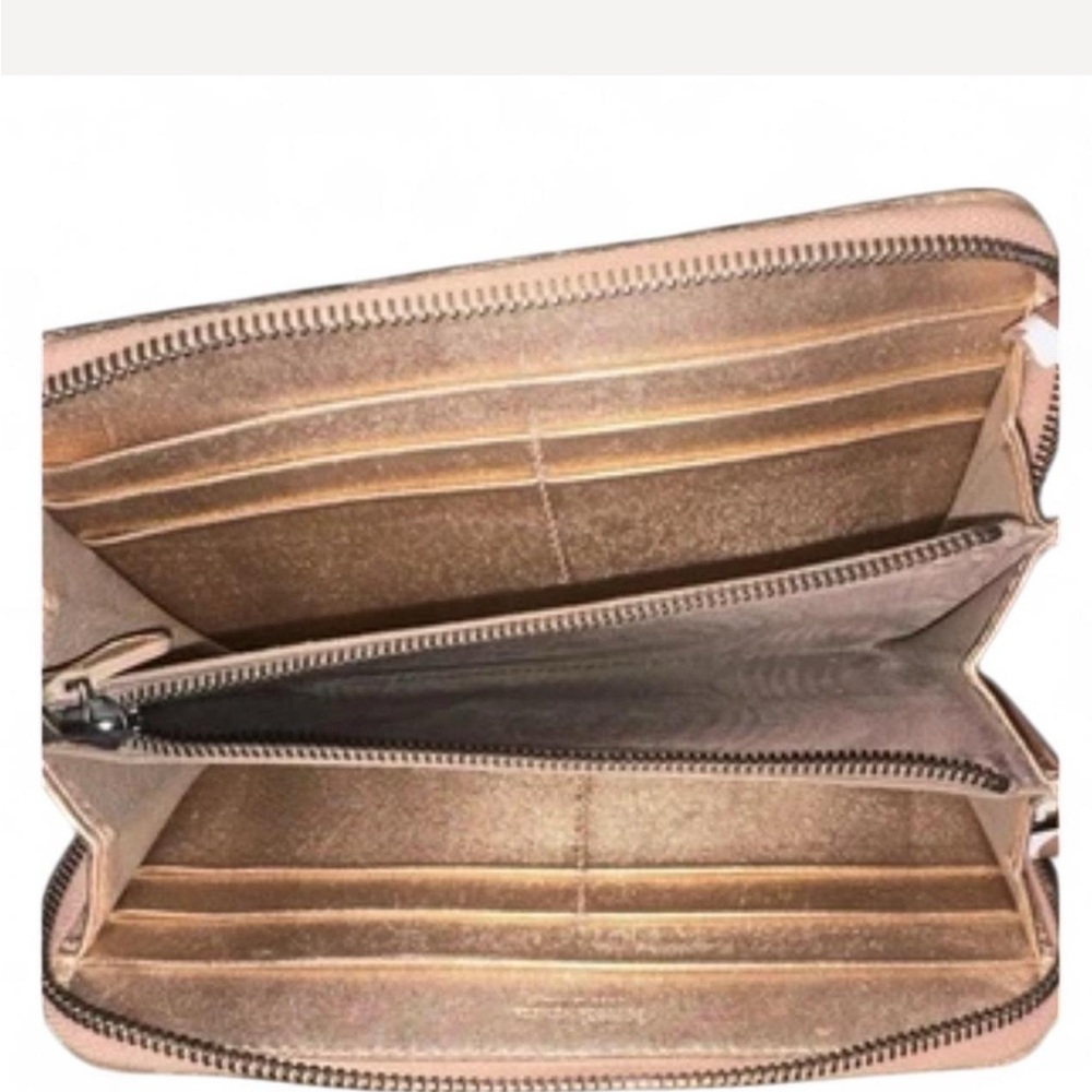 EUC - Bottega Veneta Metallic Rose Gold Intrecciato Leather Zip-Around Wallet - Picture 5 of 8